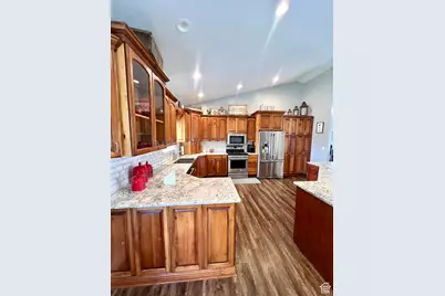 80 N 200 W, Central Valley, UT 84754 - Photo 26