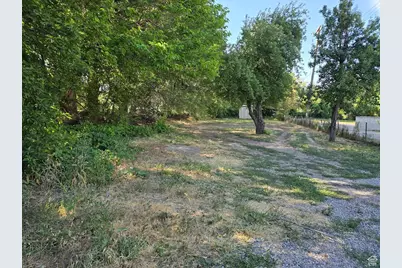 1700 E 3300 S, Millcreek, UT 84106 - Photo 4