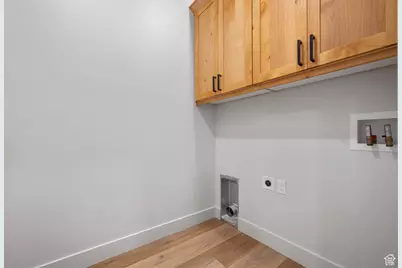 6317 W Cape Ridge Ln, West Valley, UT 84128 - Photo 18