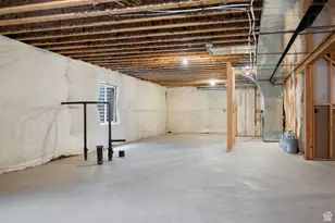 6317 W Cape Ridge Ln, West Valley, UT 84128 - Photo 20