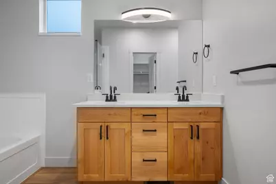 6317 W Cape Ridge Ln, West Valley, UT 84128 - Photo 12