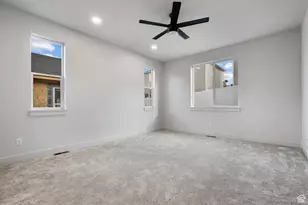 6317 W Cape Ridge Ln, West Valley, UT 84128 - Photo 10