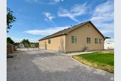 225 W 200 N, Fillmore, UT 84631 - Photo 44