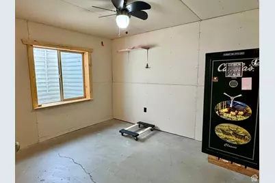 225 W 200 N, Fillmore, UT 84631 - Photo 18