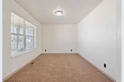 225 W 200 N, Fillmore, UT 84631 - Photo 12