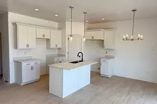 367 E 1480 N, Salem, UT 84653 - Photo 2