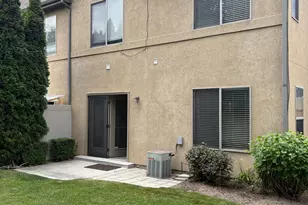 6779 S Sienna Park Ln E, Midvale, UT 84047 - Photo 10