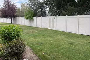 6779 S Sienna Park Ln E, Midvale, UT 84047 - Photo 8