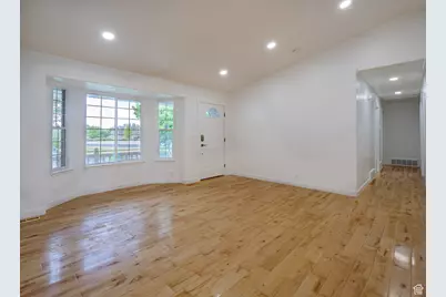 209 Country Club Dr, Stansbury Park, UT 84074 - Photo 8