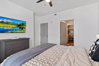 875 S Depot St #B355, Clearfield, UT 84015 - Photo 8