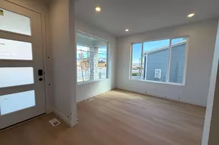 2969 N Kingbird Dr, Eagle Mountain, UT 84005 - Photo 2