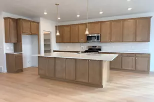 2969 N Kingbird Dr, Eagle Mountain, UT 84005 - Photo 4