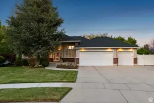 10025 Silver Streak Dr, South Jordan, UT 84095 - Photo 2