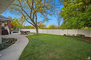 10025 Silver Streak Dr, South Jordan, UT 84095 - Photo 38