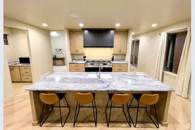 251 N Summit Dr, Beaver, UT 84713 - Photo 10