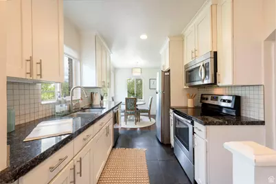 1639 E 900 S, Salt Lake City, UT 84105 - Photo 16