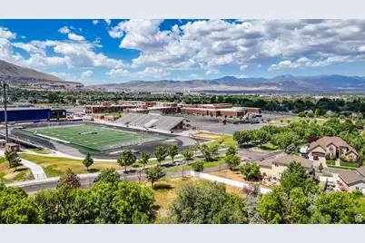 847 E Willow Springs Ln S, Draper, UT 84020 - Photo 4