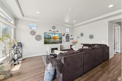 979 N Cold Creek Way, Layton, UT 84041 - Photo 14