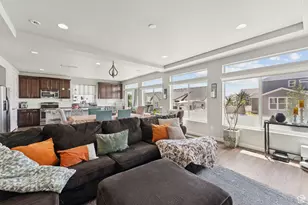 979 N Cold Creek Way, Layton, UT 84041 - Photo 16