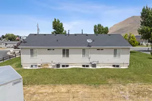 1884 E Shepard Ln, Lake Point, UT 84074 - Photo 34