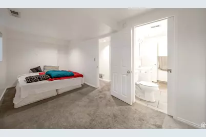 527 Applewood Dr, Bountiful, UT 84010 - Photo 12