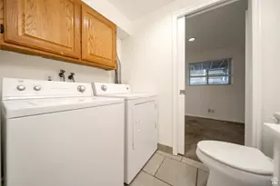 527 Applewood Dr, Bountiful, UT 84010 - Photo 14