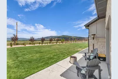 943 Hart Loop, Francis, UT 84036 - Photo 4