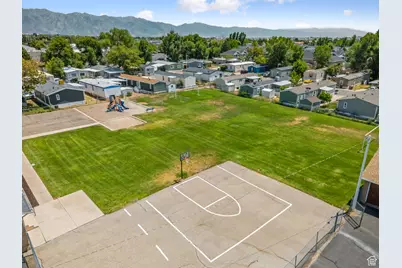 417 N 1200 W #84, Clearfield, UT 84015 - Photo 24