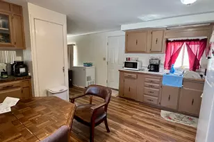 221 E 200 N, Moab, UT 84532 - Photo 28