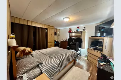 221 E 200 N, Moab, UT 84532 - Photo 32