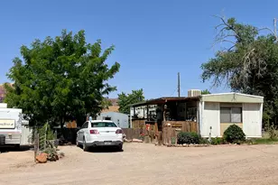 221 E 200 N, Moab, UT 84532 - Photo 8