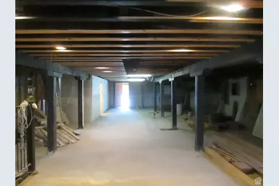 1045 N 400 E, Harrisville, UT 84404 - Photo 10