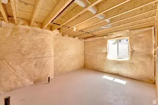 8635 N Halloran Ct, Lake Point, UT 84074 - Photo 38