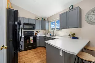 3142 S Sugar Bowl Ln, West Valley, UT 84128 - Photo 10