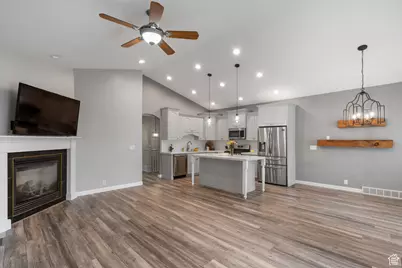 311 E Edgemont Dr S, North Salt Lake, UT 84054 - Photo 10