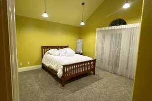 2193 E Lambourne Ave, Salt Lake City, UT 84109 - Photo 22