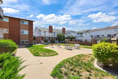 5545 S 2100 W #12, Roy, UT 84067 - Photo 18