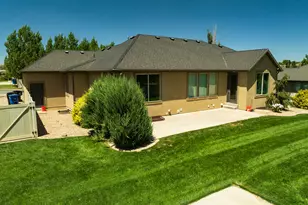 7496 S 1740 E, South Weber, UT 84405 - Photo 48