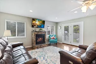 5140 S 2175 W, Roy, UT 84067 - Photo 6