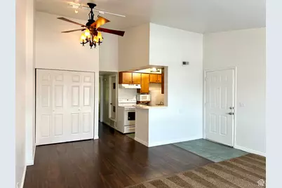 925 E Creek Hill Ln #30, Midvale, UT 84047 - Photo 4