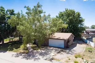 481 W Oak Crest Dr, Monticello, UT 84535 - Photo 4