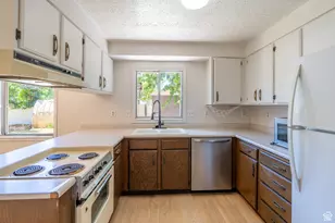 481 W Oak Crest Dr, Monticello, UT 84535 - Photo 16