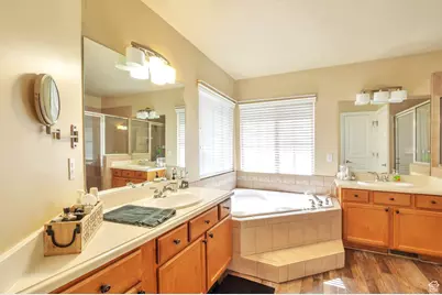 483 W 3500 N, Pleasant View, UT 84414 - Photo 20