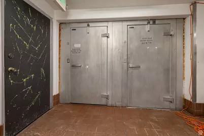 3340 N Vernal Ave, Vernal, UT 84078 - Photo 38