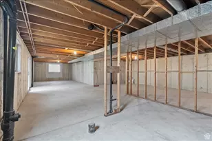 717 Woodridge Dr, Layton, UT 84040 - Photo 22