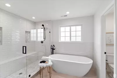 717 Woodridge Dr, Layton, UT 84040 - Photo 16