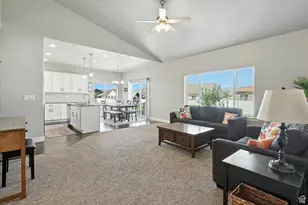 516 S 770 E, Hyrum, UT 84319 - Photo 8