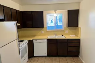 266 E Center St, Centerville, UT 84014 - Photo 46