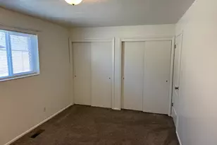 266 E Center St, Centerville, UT 84014 - Photo 34