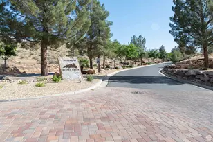 1557 S Stone Cliff Dr, Saint George, UT 84790 - Photo 2